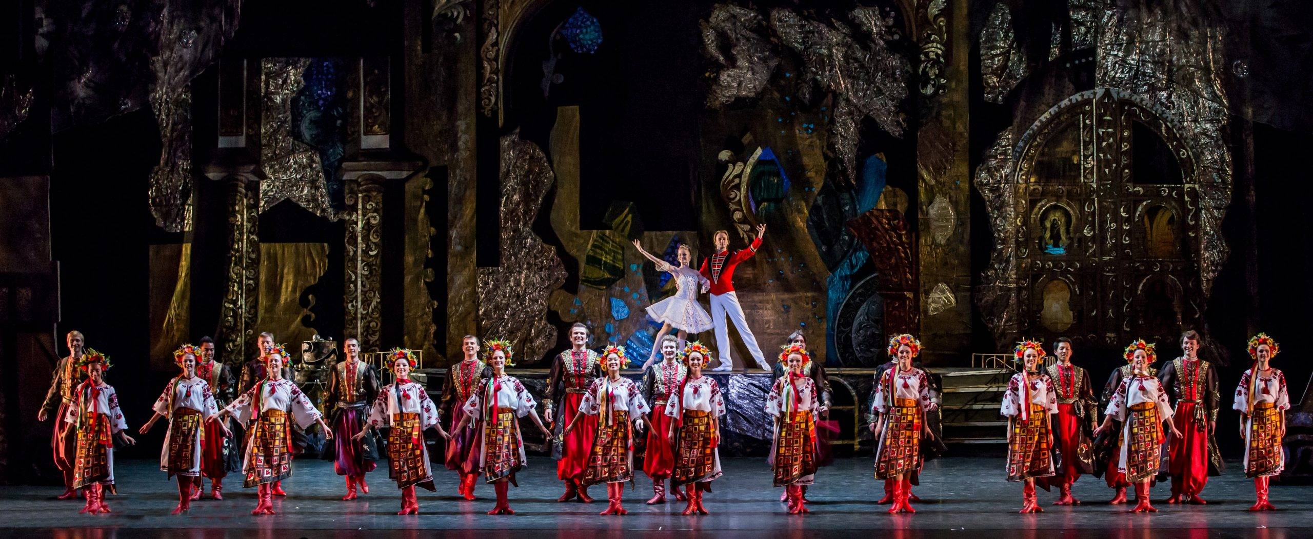 Shumka-Nutcracker-ClaraDream-Ensemble2-Photo-IanJackson-EpicPhotography-4995