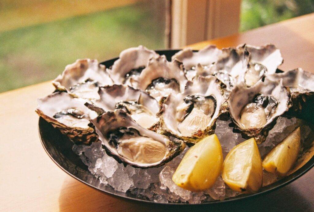 Oysters - Yukiko Kanada Unsplash.