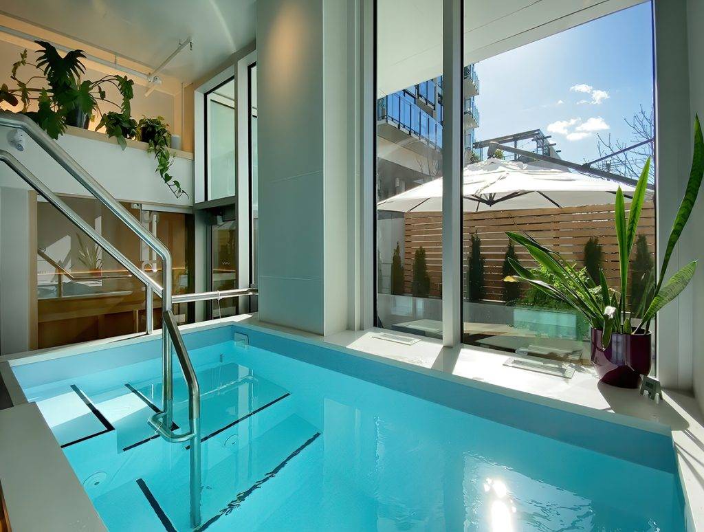 Plunge pool at RITUAL Nordic Spa