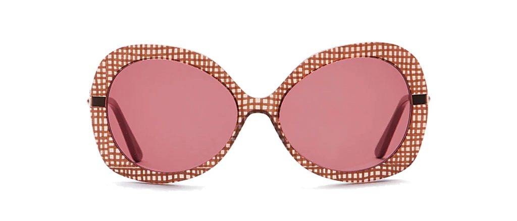 To the beach - YAM Jul/Aug 2022 ( (Lulu Guinness Honeysuckle Gingham sunglasses; brand carried by Eye Etiquette)