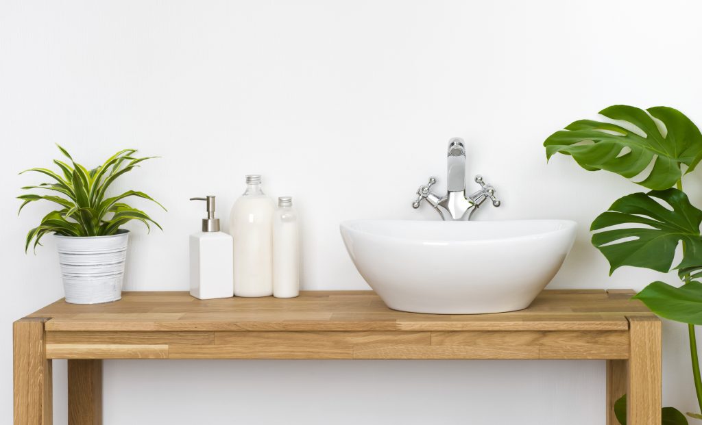 Reusable Bathroom Containers YAM Jul/Aug 2022