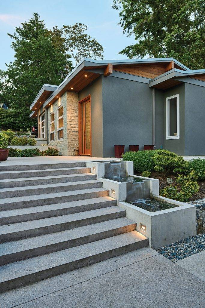 Serene Spaces by the Seaside - YAM Sept/Oct 2022