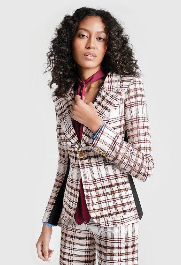 Falling back in love with fashion - YAM Sept/oct 2022